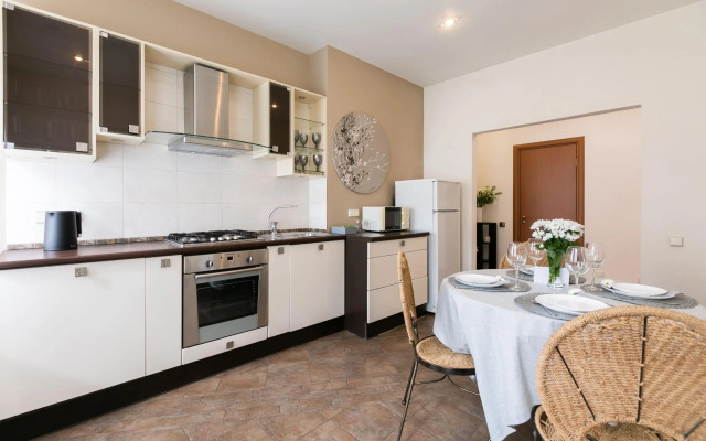 FlatStay (ФлэтСтей) на набережной реки Фонтанки