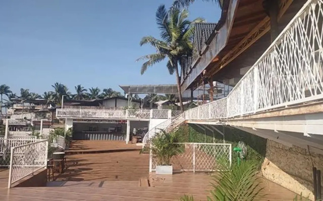 Fabhotel Levels By The Sea