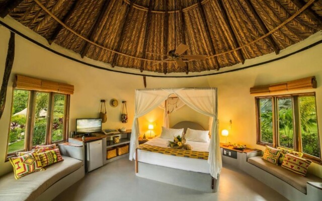 One Santuario Natural