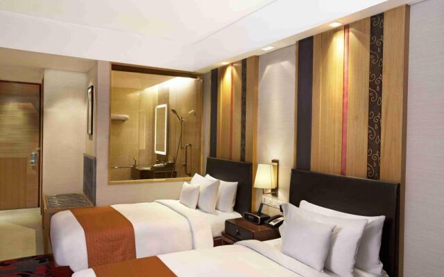 Crowne Plaza New Delhi Mayur Vihar Noida, an IHG Hotel