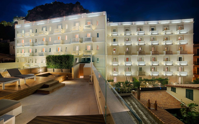 NH Collection Taormina Hotel