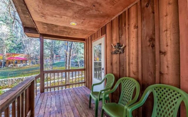 River Bend Lodge - Five Bedroom Cabin