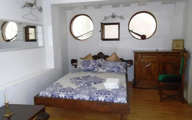 Casa Romana