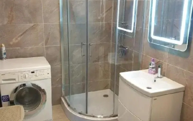 Deluxe Alezzi (Empty)