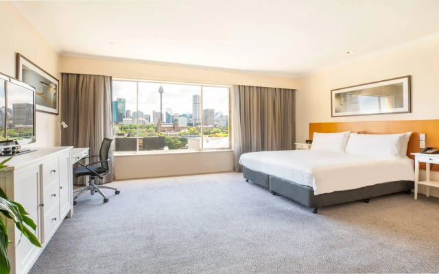 Holiday Inn Sydney Potts Point by IHG