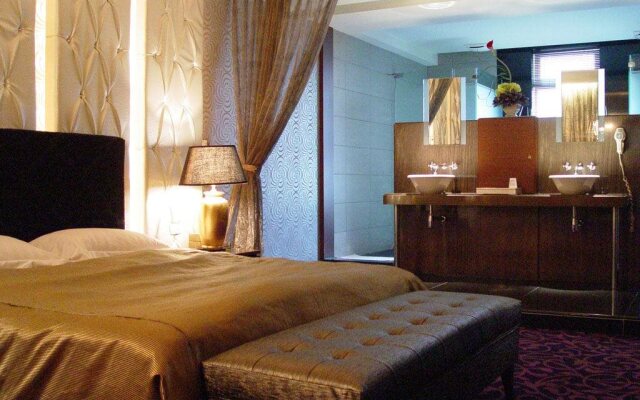 LiTi Motel