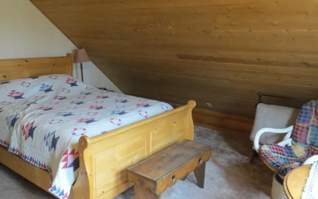 Bed & Breakfast at Chesley Lake