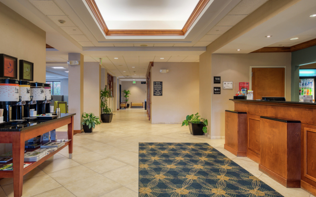 Hampton Inn Wilmington - University Area/Smith Creek Station