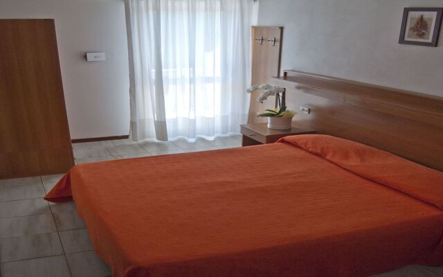 Hotel Old River