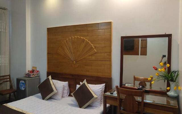 Luxury Hotel 1