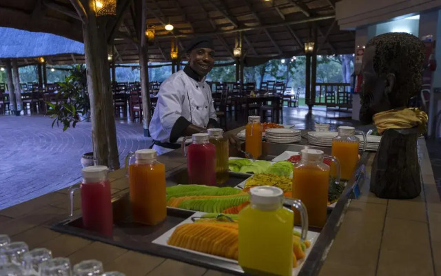 A'Zambezi River Lodge