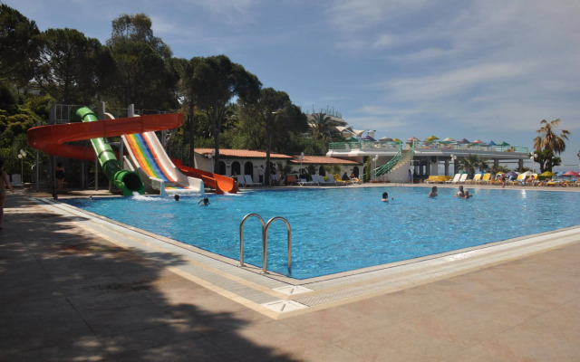 Hotel Grand Efe