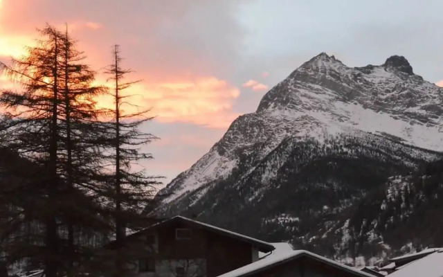 Romantica Saas-grund
