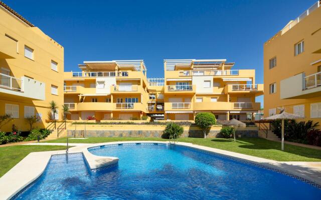 3 bedroom beachfront apartment La Cala de Mijas