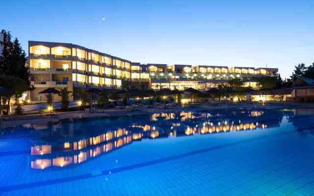 Sovereign Beach Hotel - All Inclusive