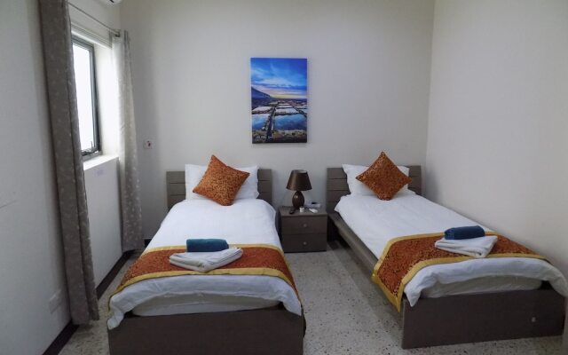 Sea Breeze Bay Guest House