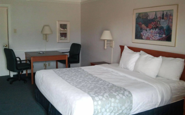 Baymont by Wyndham Tulsa Broken Arrow