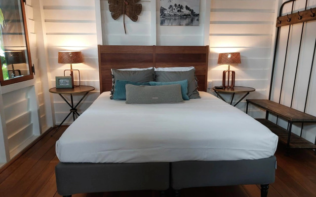 Couleur Locale Paramaribo