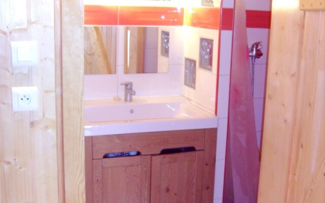 Chalet With 2 Bedrooms in Boutx, With Wonderful Mountain View, Furnished Terrace and Wifi