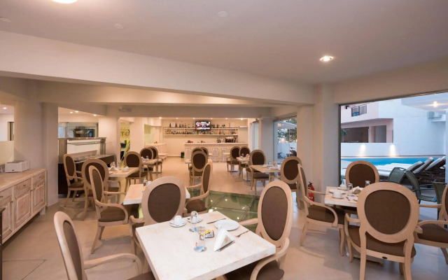 Artemis Hotel Apartments