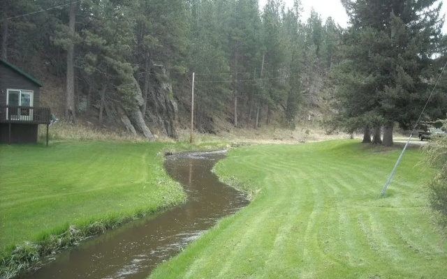 Calamity Peak Lodge