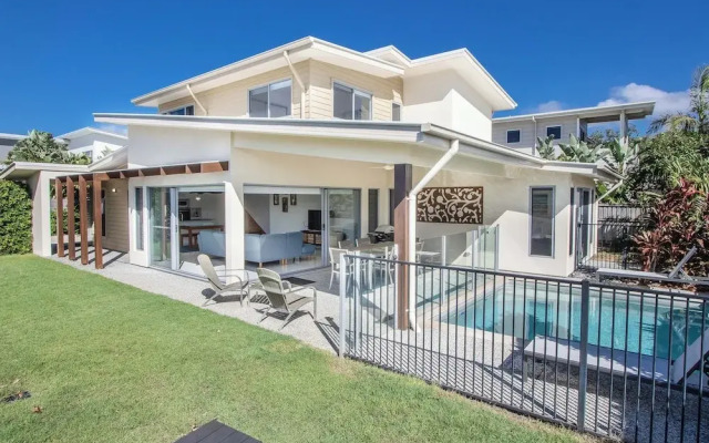 Coastal Charm on Casuarina Way