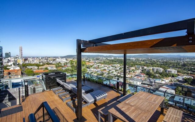 Fortitude Valley Apartments by CLLIX