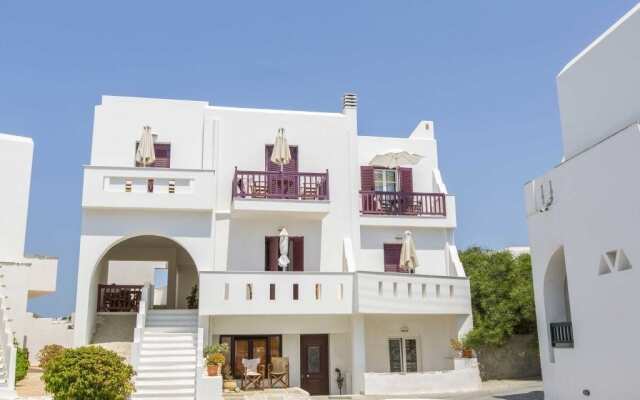 Pyrgos Beach Studios
