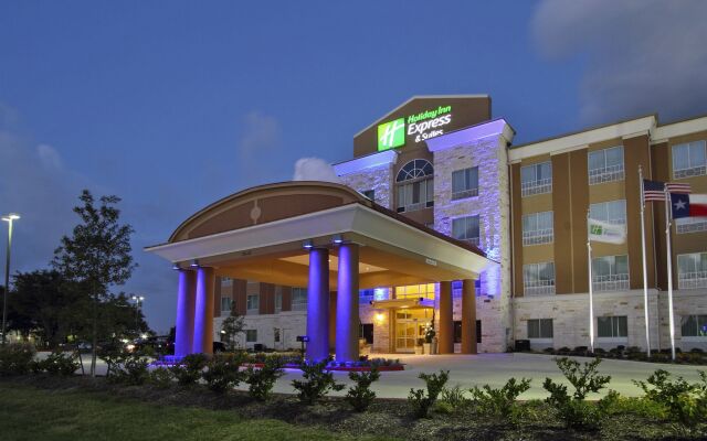 Holiday Inn Express & Suites Houston East - Baytown by IHG