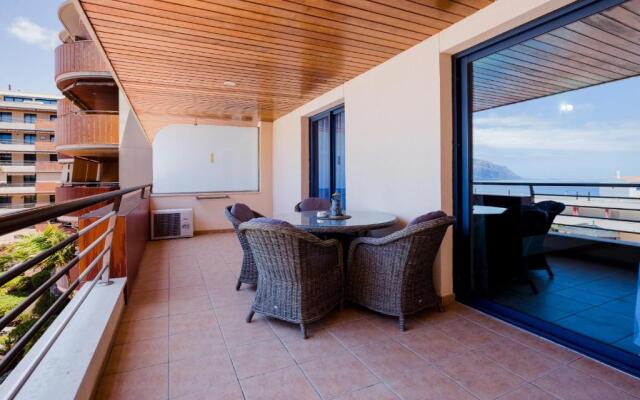 Balcon Gigantes 4B