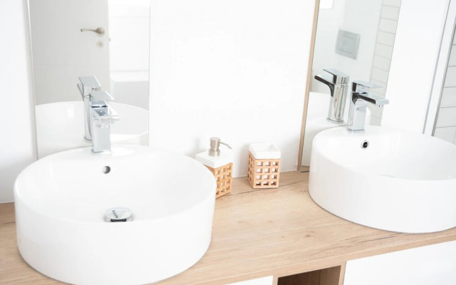 Attic Deluxe - 5beds + A/C + WiFi