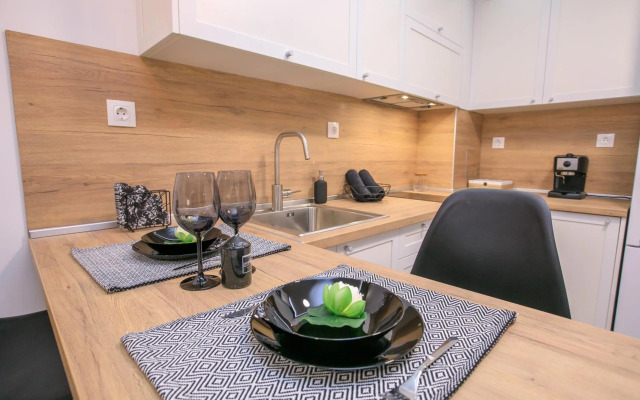 Babylon Park Apartment