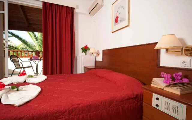 Maravel Land Beach Hotel
