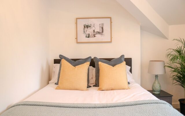 Ampthill Suites