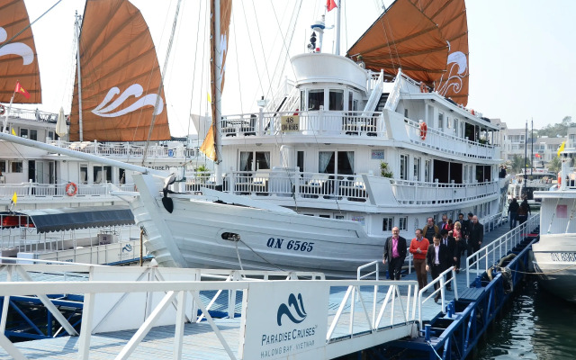 Paradise Sails Cruise Ha Long
