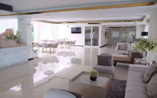 Christella Hotel Laemchabang