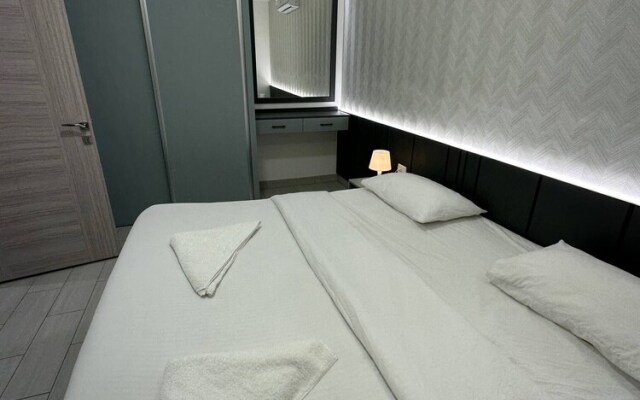 Luxury Room Near Downtown
