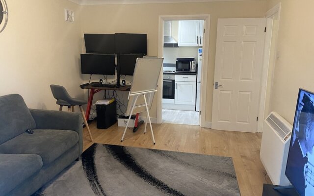 Inviting 1-bed Apartment in Southampton in a Quiet