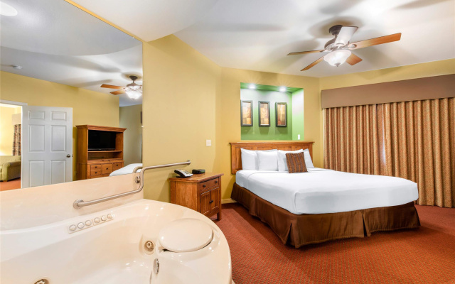 Hilton Vacation Club The Falls Village Branson