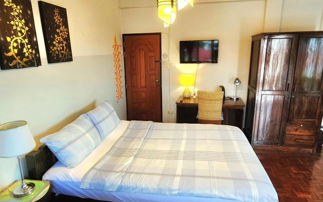 Bed and Terrace Guesthouse Chiang Mai
