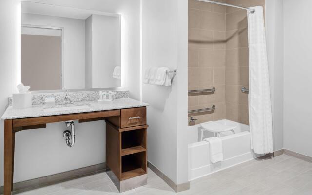 Homewood Suites by Hilton Wauwatosa Milwaukee