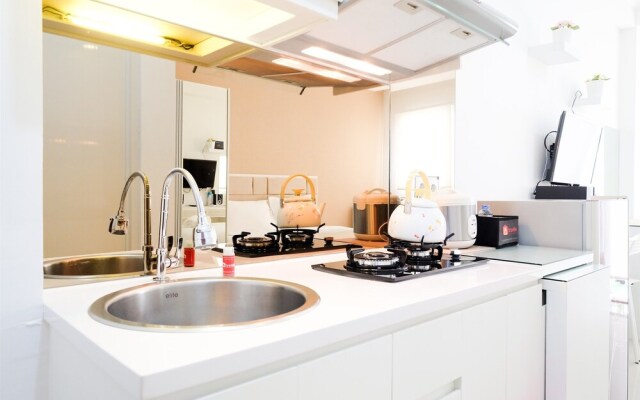 Studio Signature Park Grande Apartment Near MT Haryono