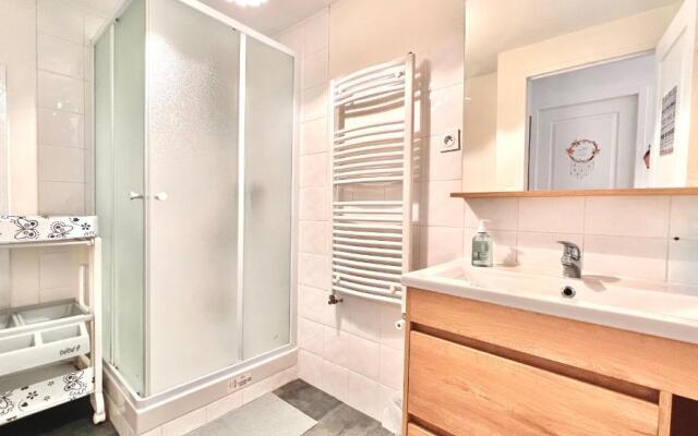 Villa 2 chambres Netflix - Wifi - Parking - Terasse