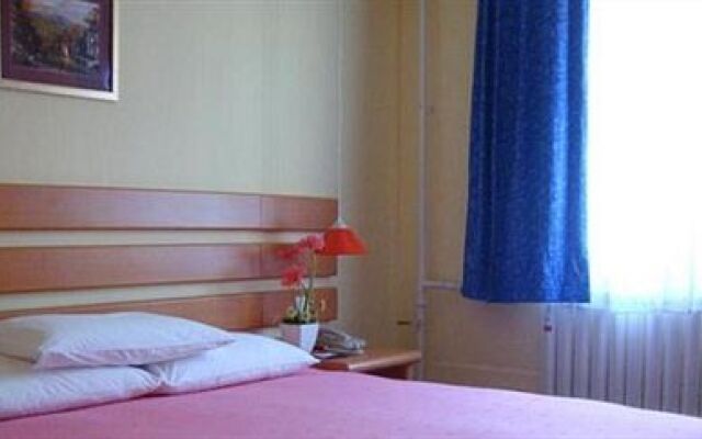 Home Inn Shenyang Railway Station