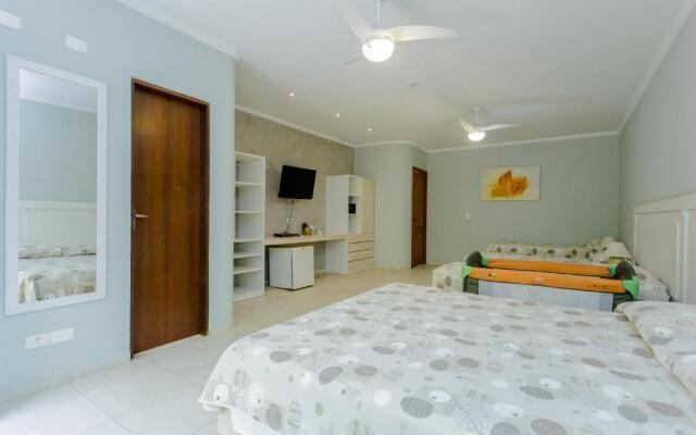 Beach Hotel Cambury