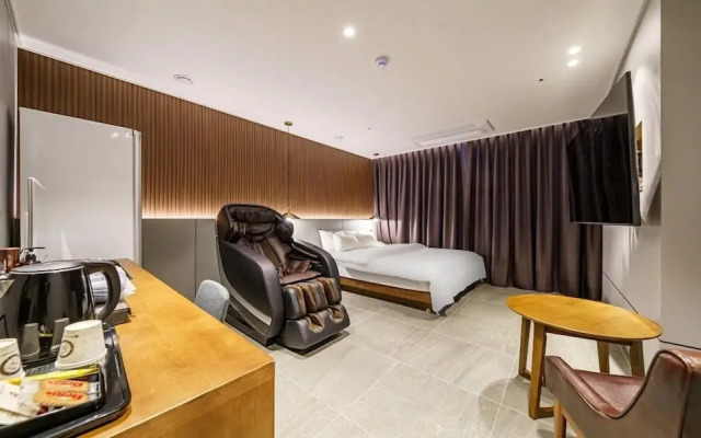 Wonju Central Hotel