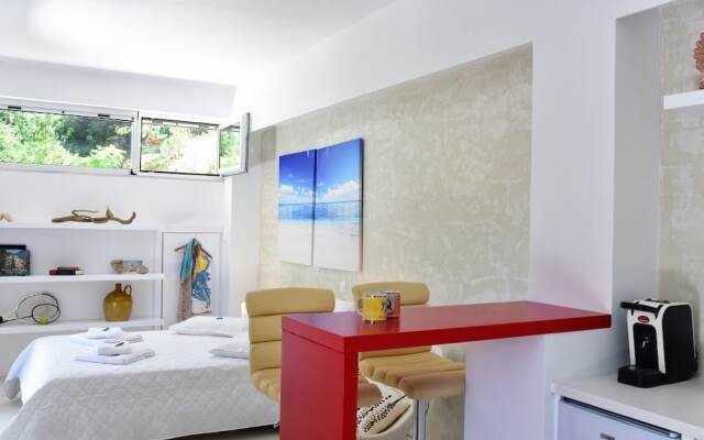 Mavres Luxury Studio