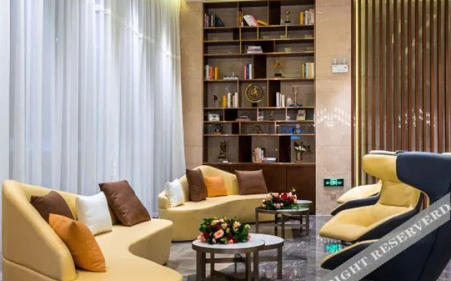 Rezen Yunman Hotel
