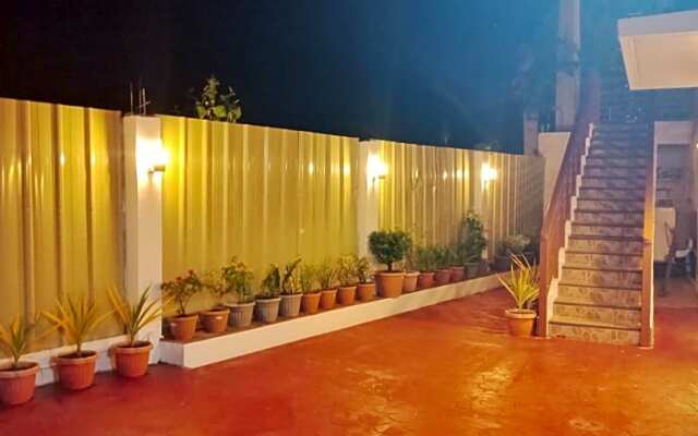 RedDoorz Plus Near McArthur Park Tacloban