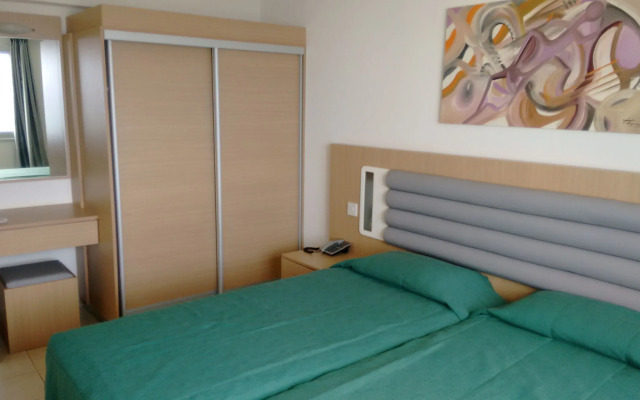 Vrissaki Hotel Apartments